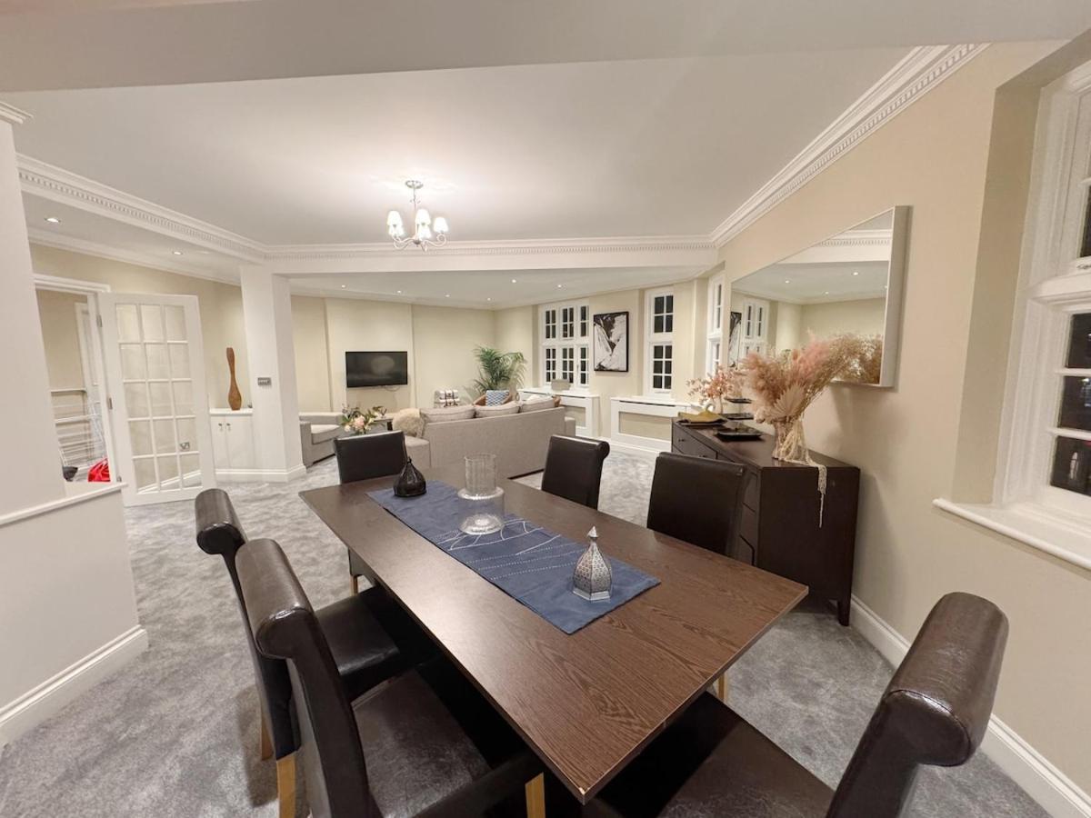 Spacious Penthouse Near Baker St * Londres