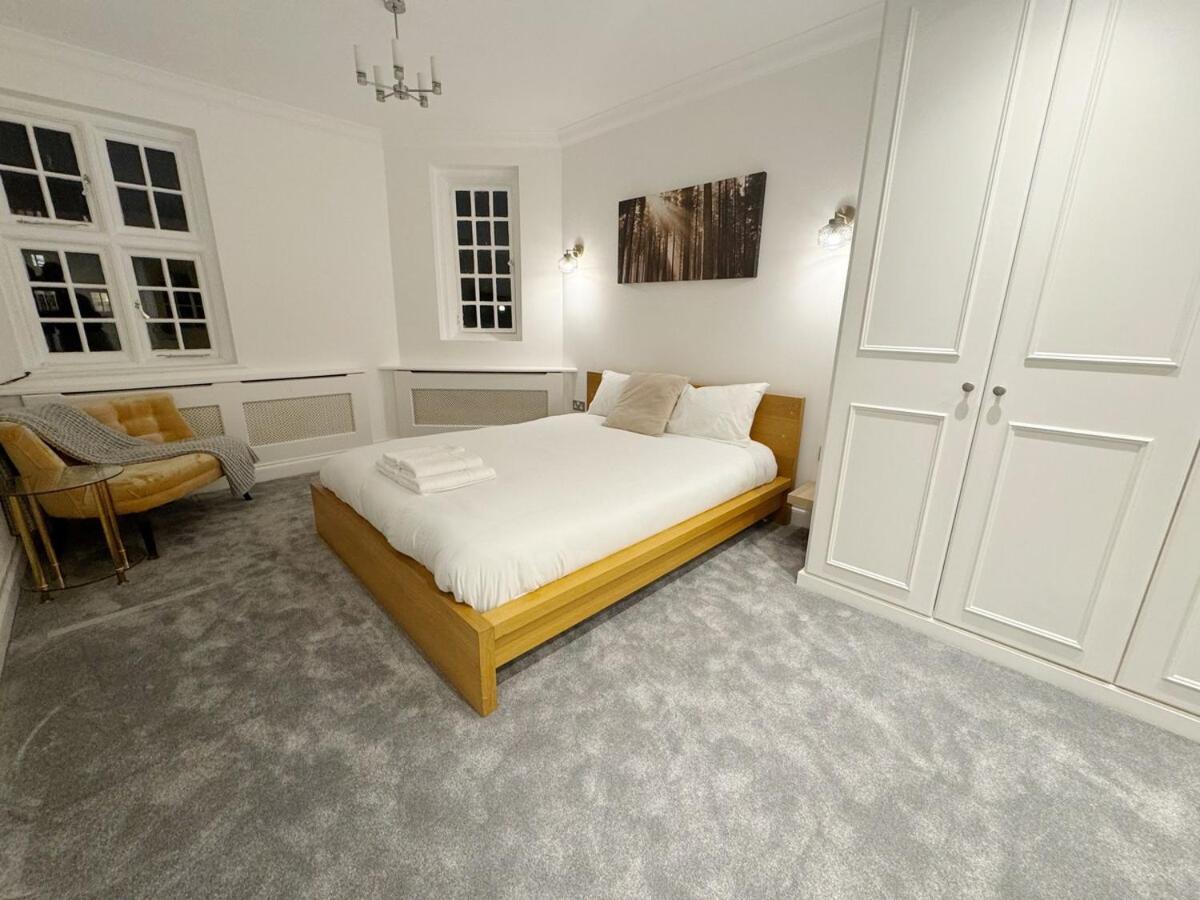 Spacious Penthouse Near Baker St * Londres